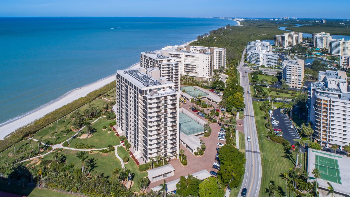 Vanderbilt Gulfside coastline from the William Raveis rental website
